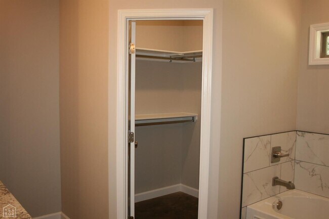 Building Photo - 3 Bedroom, 2 Bath in Nettleton! MAY 2025 MOVE IN