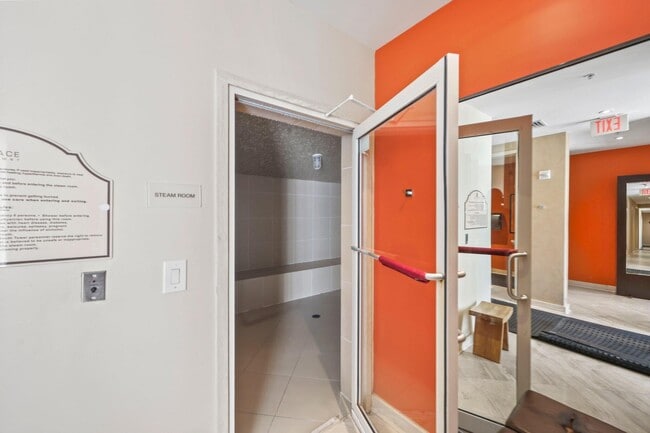 Building Photo - 550 Okeechobee Blvd