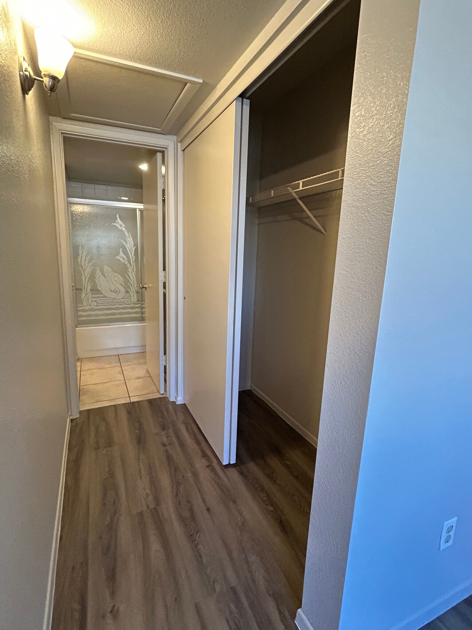 Building Photo - 2986 N Oregon St