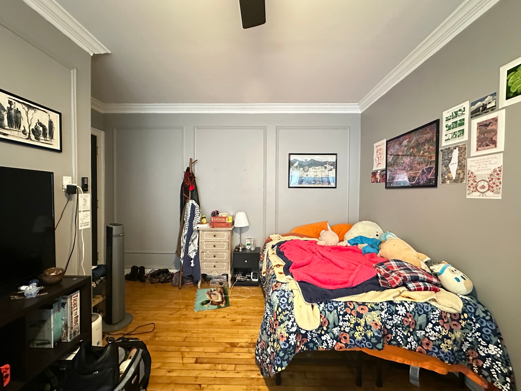 Building Photo - 5516 N Kenmore Ave