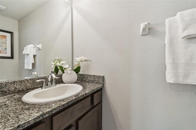 Building Photo - 5276 6th Way N