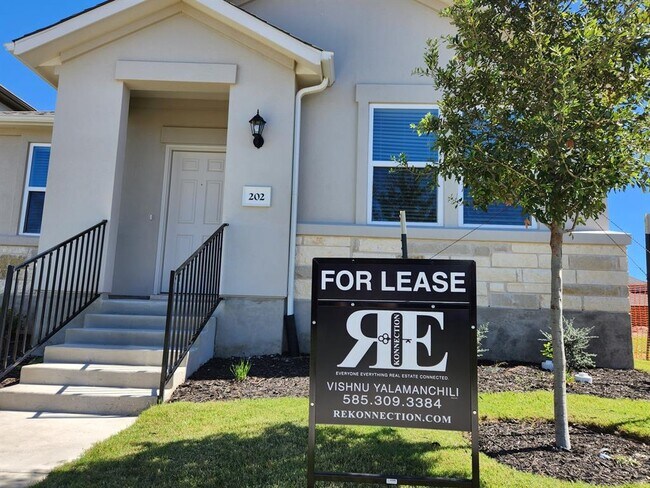 Building Photo - 202 Doodle Ln