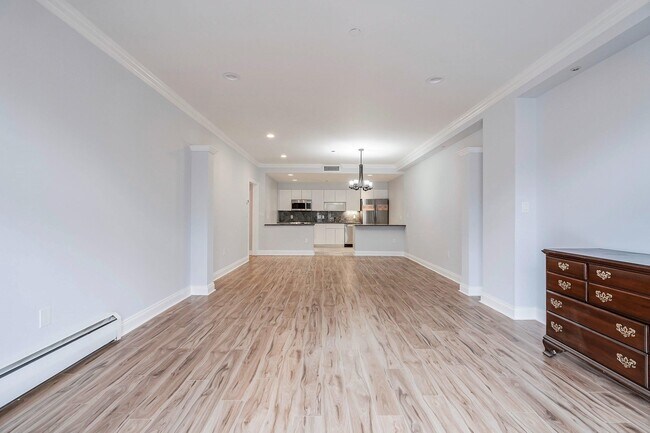 Building Photo - 207 Shearwater Ct W