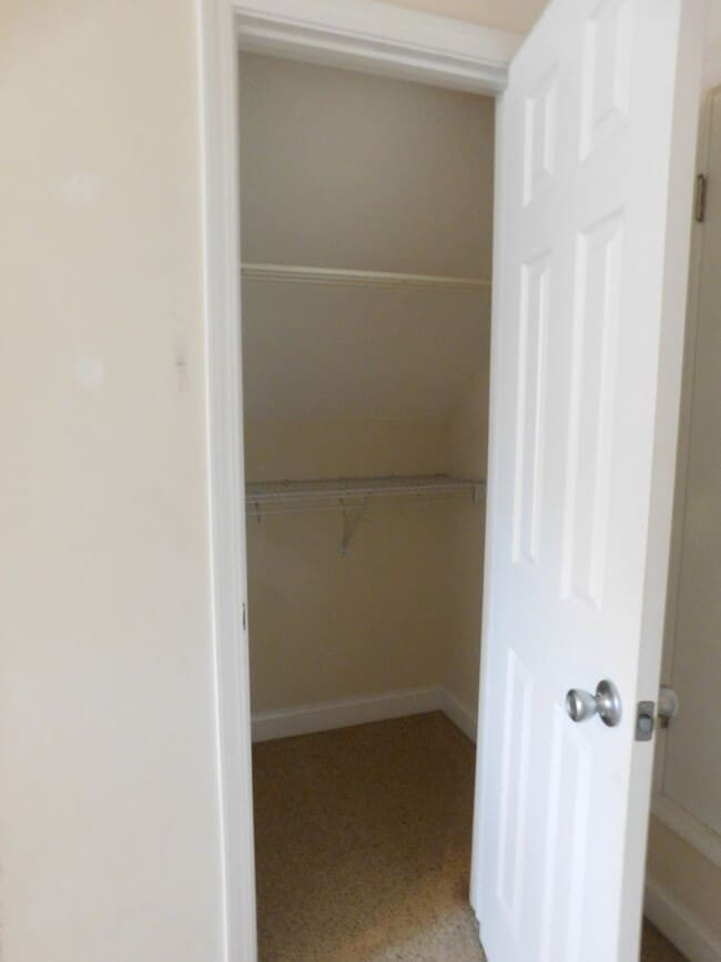Building Photo - 408 Sweet Gum Way