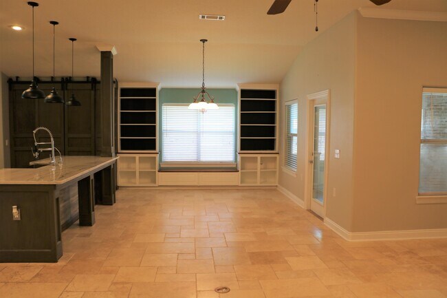 Building Photo - 6420 Old Harbor Ct