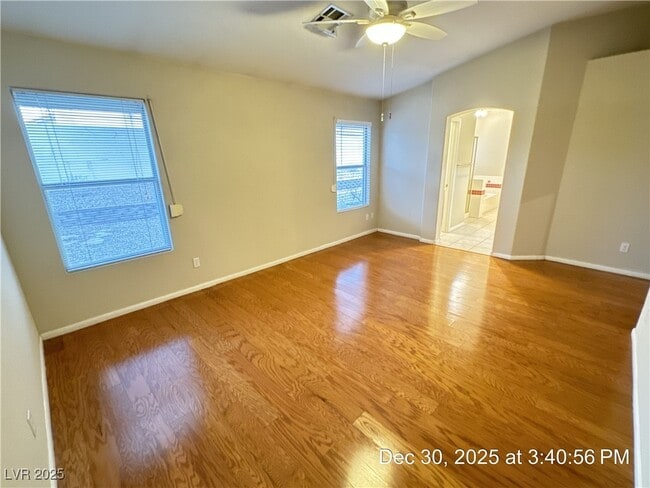 Building Photo - 3981 Lone Mesa Dr