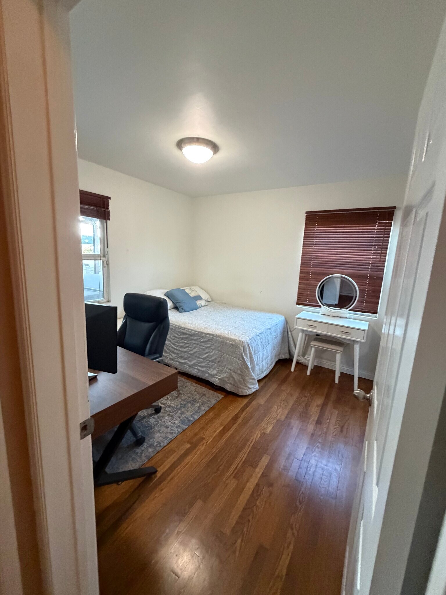 Building Photo - 3850 Massachusetts Ave