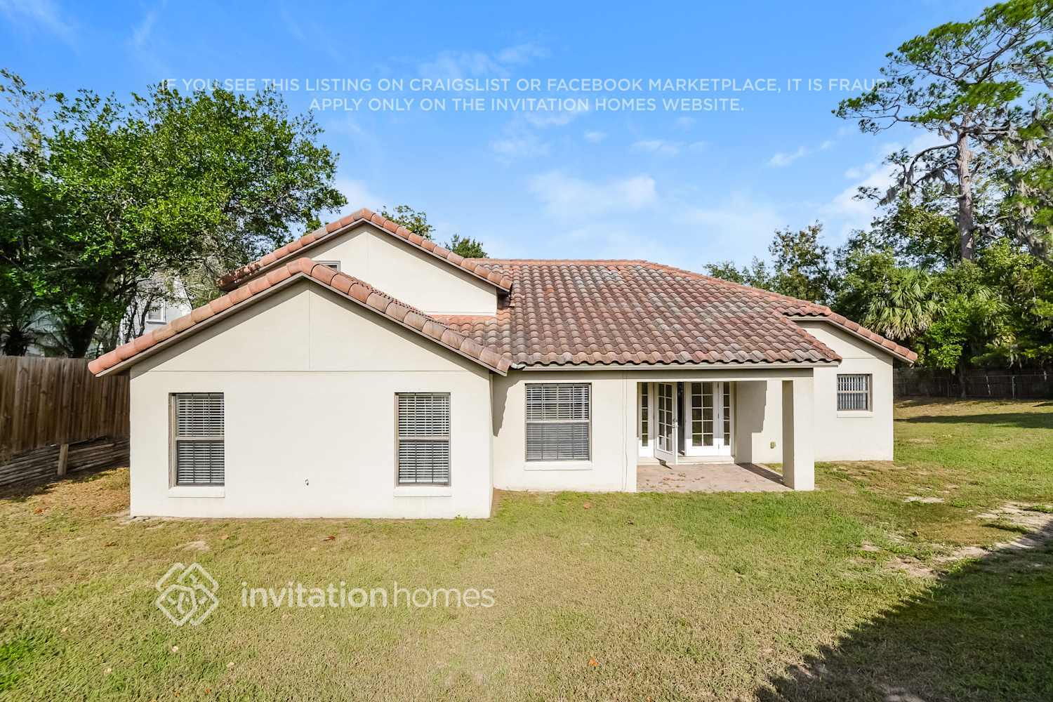 Building Photo - 1476 East Ave