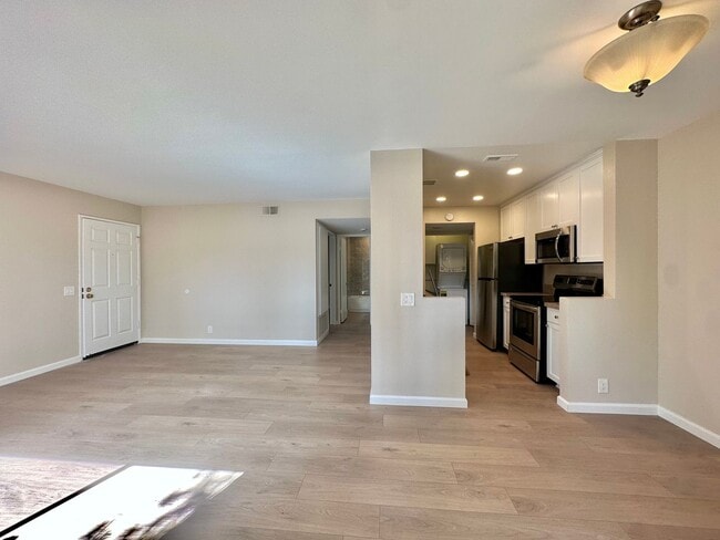 Primary Photo - Newly Remodeled 2 Bedroom 2 Bath Near UTC ...