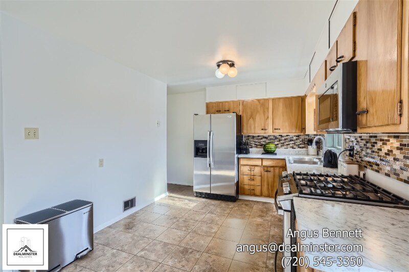 Building Photo - 10790 W 69th Ave