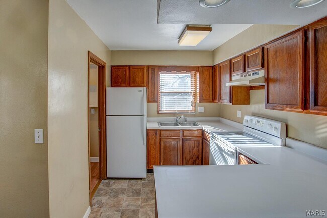 Building Photo - 308 Bobbie Dr