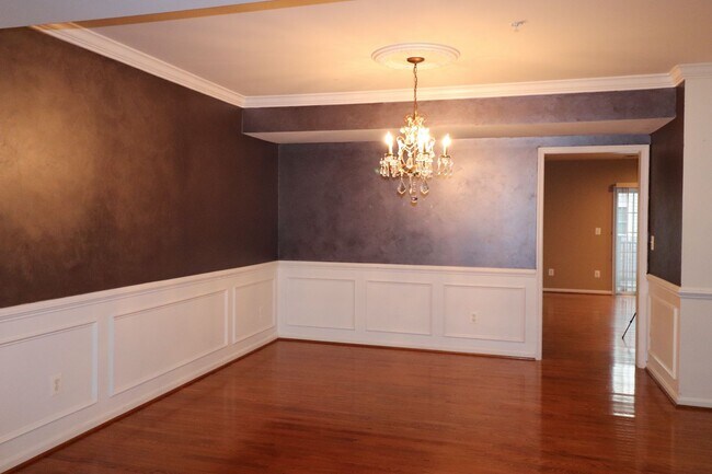 Building Photo - 4635 Battenburg Ln