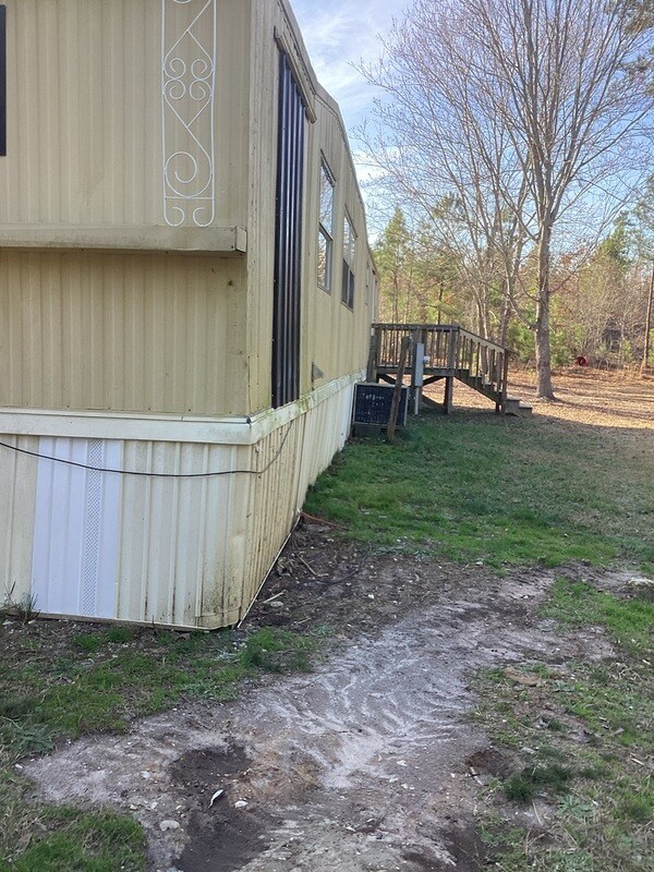 Building Photo - 126 Emily St