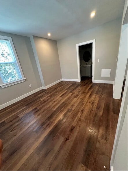 Building Photo - 26 Pacific Ave