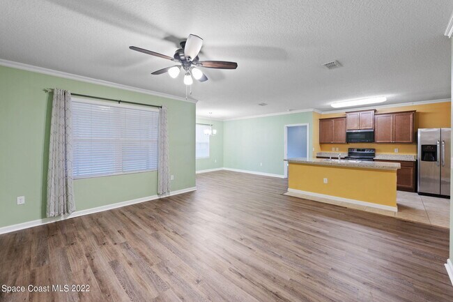 Building Photo - 4600 Pagosa Springs Cir