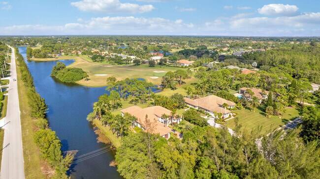 Building Photo - 11985 Carnegie Pl