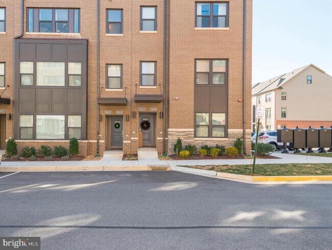Building Photo - 20523 Milbridge Ter