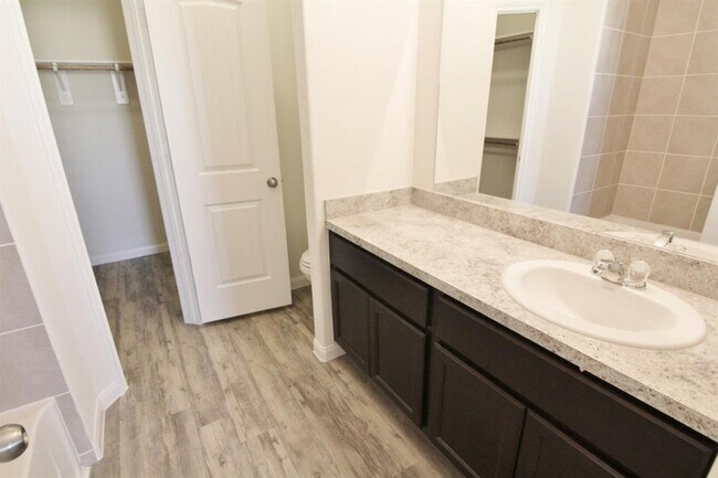Building Photo - 18238 Bethany Manor Ct