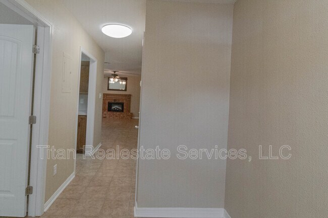 Building Photo - 114 Southfield Pkwy