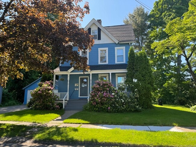 Primary Photo - 47 Reed St