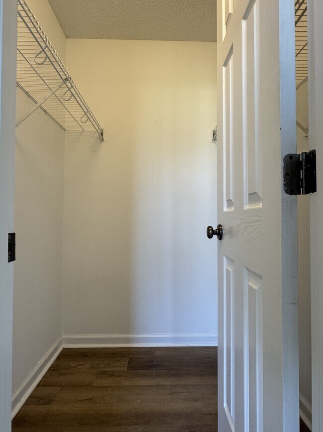 Building Photo - 3657 S Naples Ct