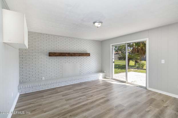 Building Photo - 2867 Holly Bay Rd