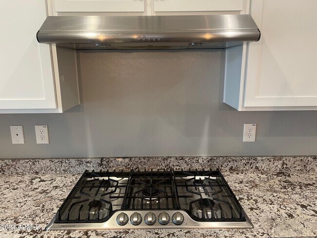 Building Photo - 12219 W Tether Trl