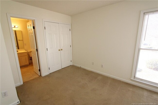 Building Photo - 114 Covewood Ct