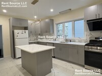 Building Photo - 17 A Benton Rd