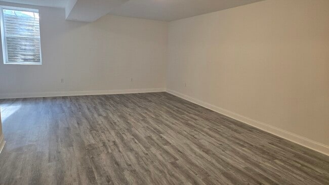 Building Photo - 71 Bolivar St