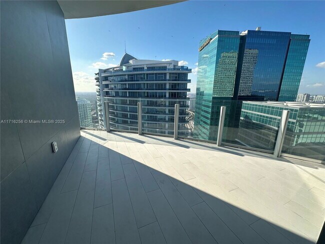 Building Photo - 300 Biscayne Blvd Way