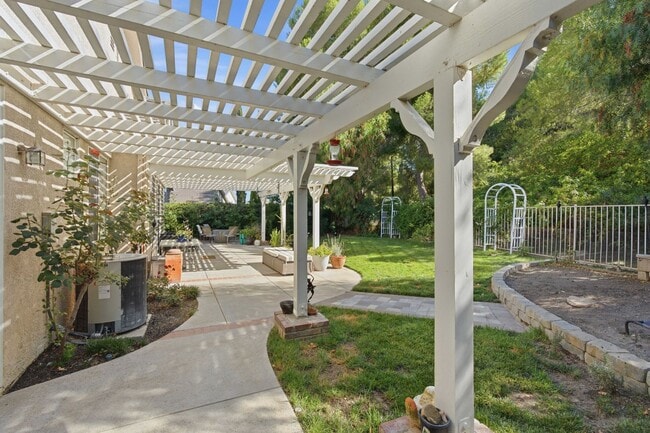 Building Photo - 28587 Haskell Canyon Rd
