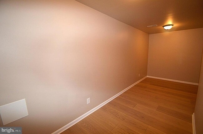 Building Photo - 21774 Kings Crossing Terrace