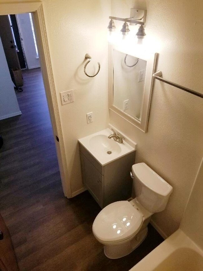 Building Photo - 1715 Siri Dharma Ct