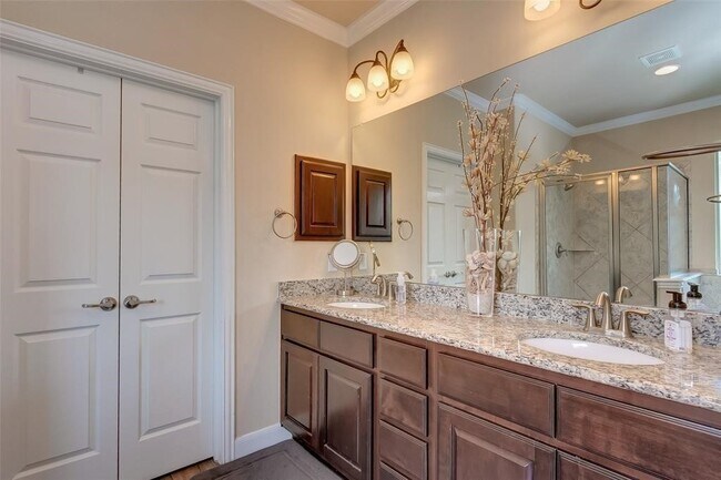 Building Photo - 3 Galleta Ct