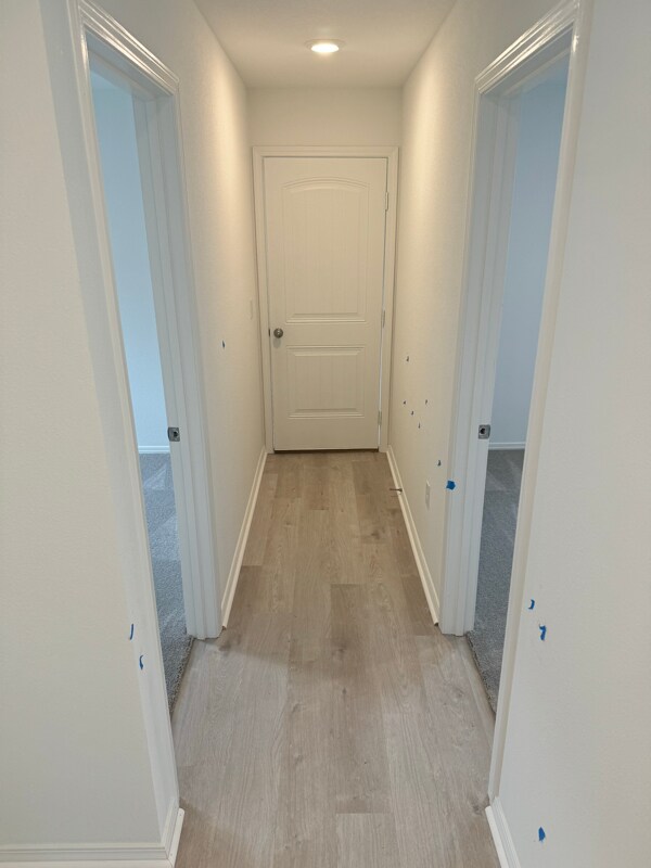 Building Photo - 10700 Mason Dr