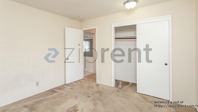 Building Photo - 3691 Cape Cod Ct