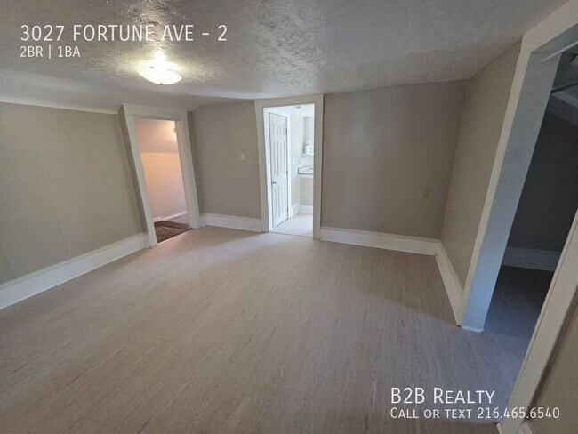 Building Photo - 3027 Fortune Ave