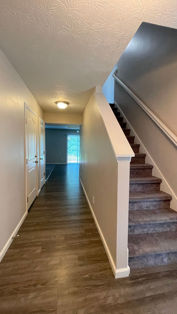 Building Photo - Newly Built Spacious House in Blackthorne Subdivision