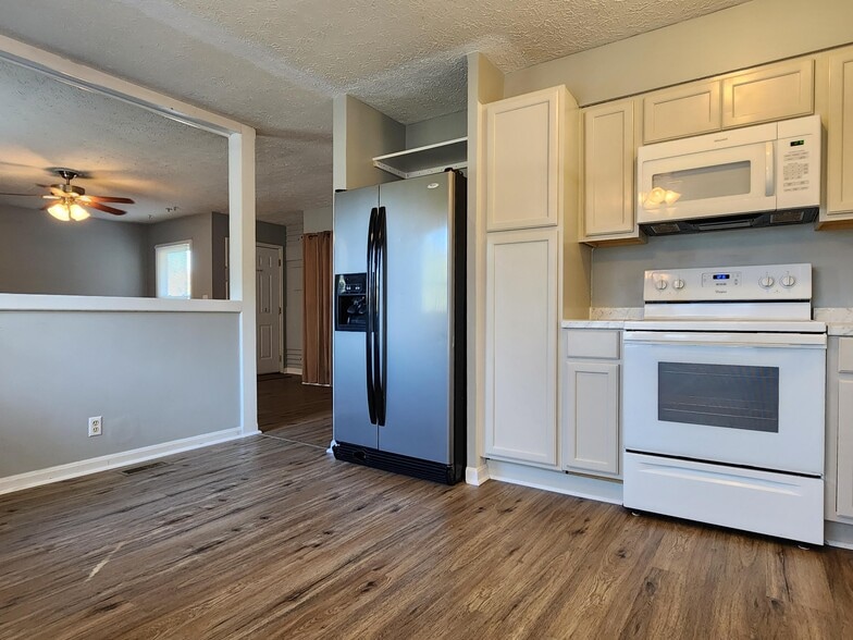 Building Photo - 11412 Kendrick Dr
