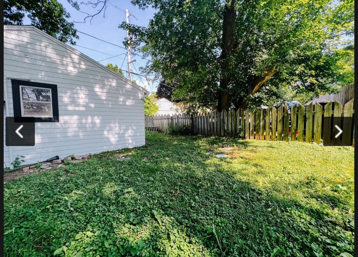 Building Photo - 1274 N 71st St