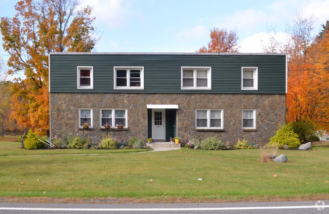 Building Photo - Charles Land Apartments