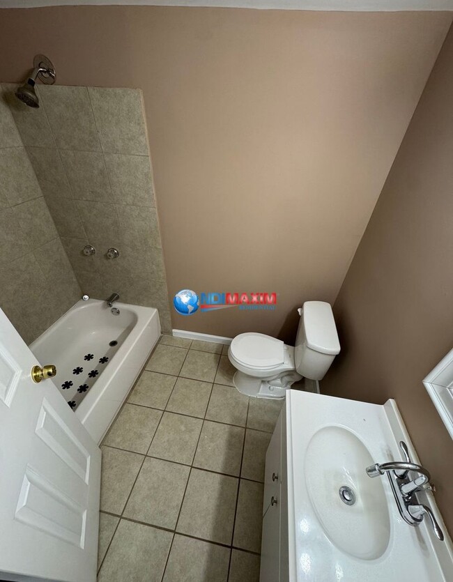 Building Photo - Cozy 3 bedrooms ranch in Tucker