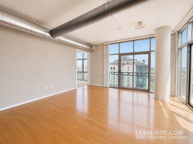 Building Photo - 811 4th St NW