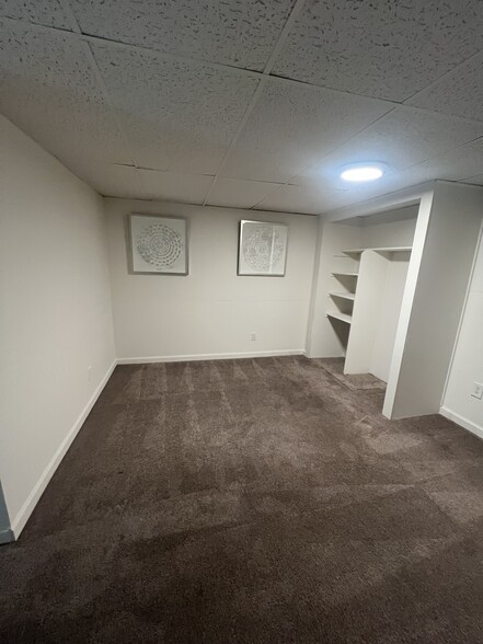 3rd room - 9535 W Coal Mine Ave