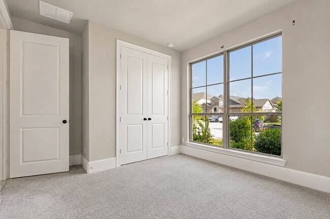 Building Photo - 12427 Tullich Run Dr