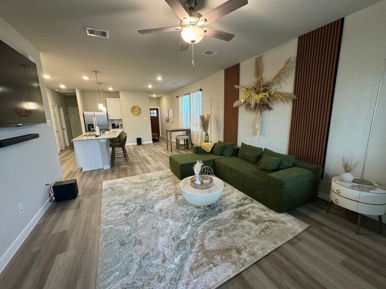 Building Photo - 5608 Madden Ln