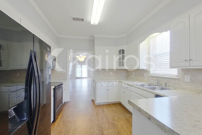 Building Photo - 428 Keeling Ln