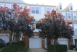 Building Photo - Spacious Townhome in Amazing NW Raleigh Lo...