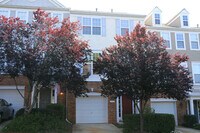 Building Photo - Spacious Townhome in Amazing NW Raleigh Lo...